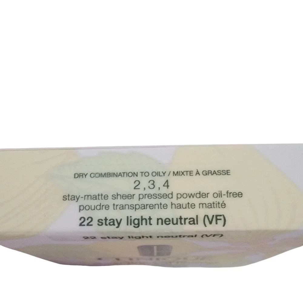 Clinique‎ Stay Matte Sheer Pressed Powder Oil Free 22 Stay Light Neutral